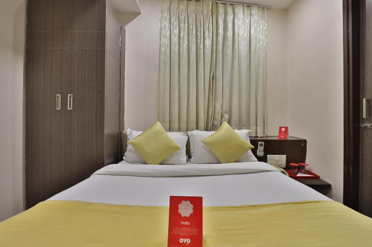 New Rajdhani Hotel Vadodara Kültér fotó